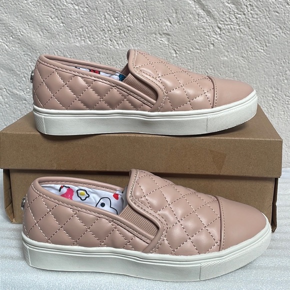 Steve Madden - Girls’ Slip On Sneakers - Picture 4 of 7